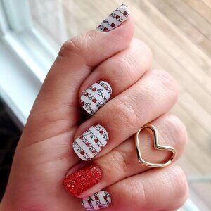 Love Notes - Valentine CLEAR Overlay Nail Polish Strips